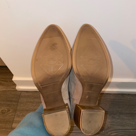 VAGABOND Suede Chelsea Boot - Picture 5 of 5